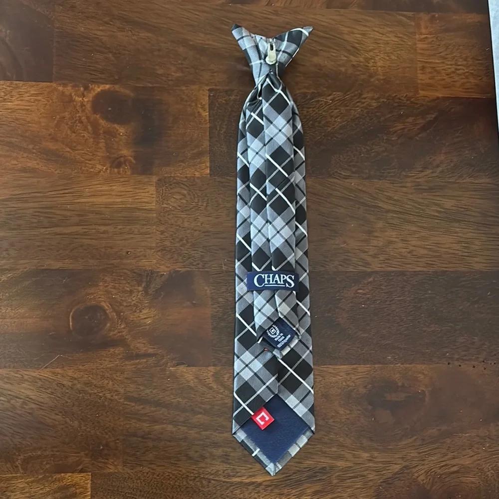 Classic Black and Gray Plaid Tie